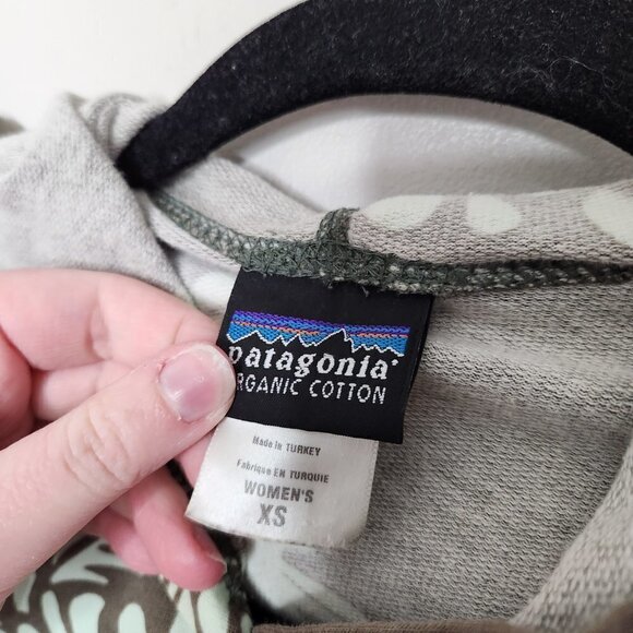 PATAGONIA Green Floral Hoodie Sweatshirt - Picture 3 of 5